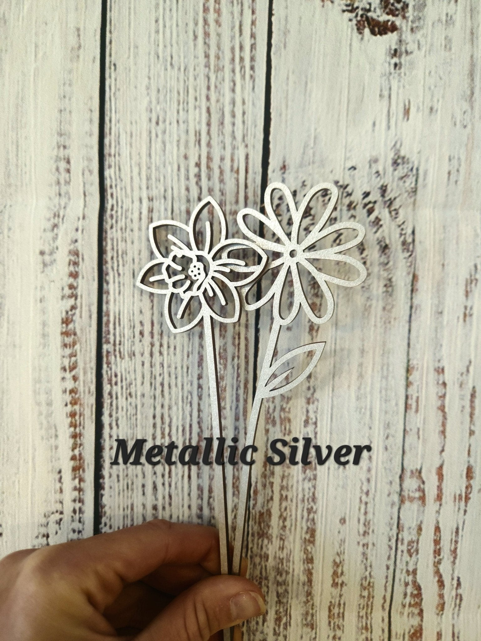 Wood Birth Month Flowers - Forever Flowers - The Cozy Beam